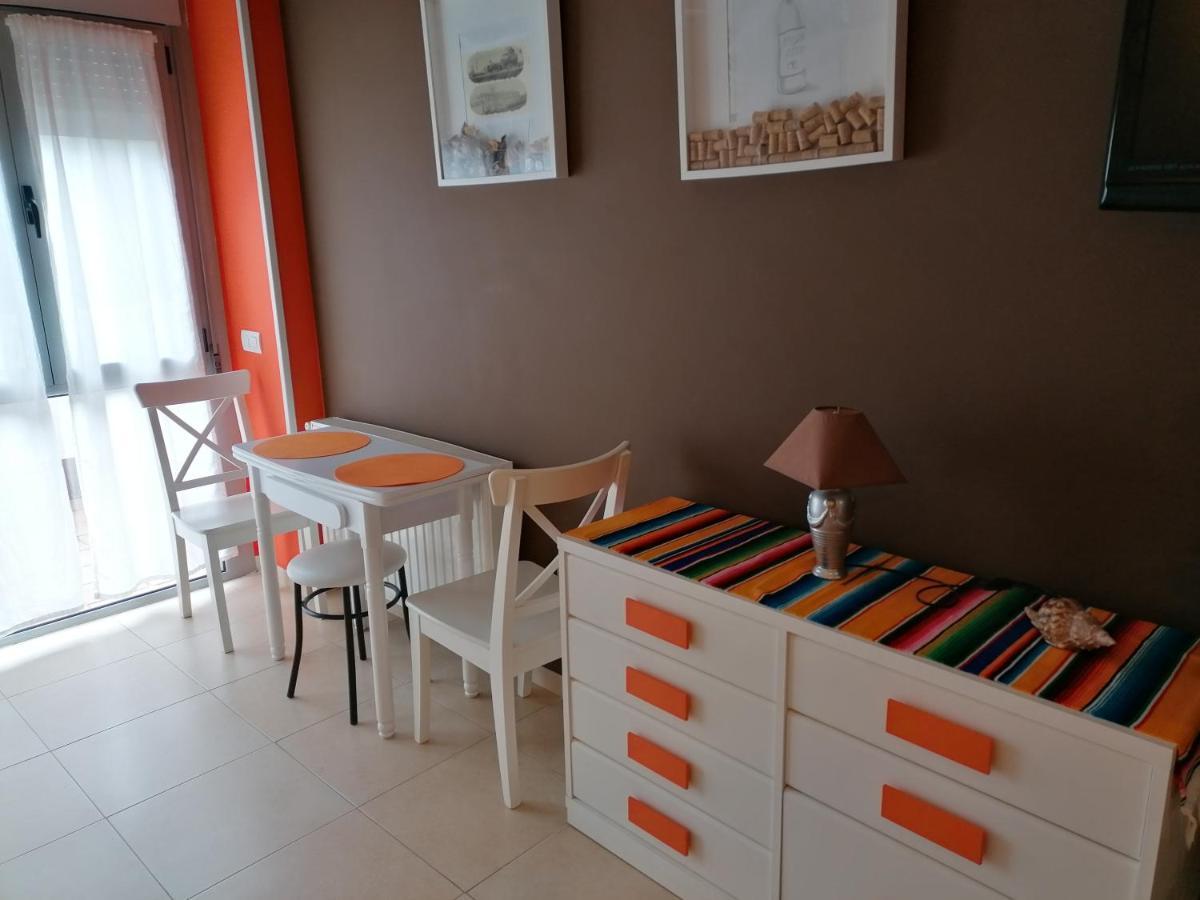 Apartamentos Mar Y Ola 1 Posada De Llanes Ngoại thất bức ảnh